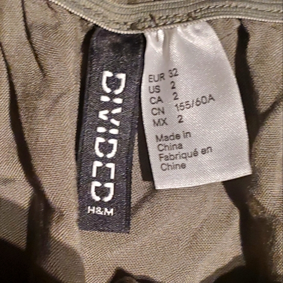H&M Strapless Camo Green Romper - Picture 3 of 3